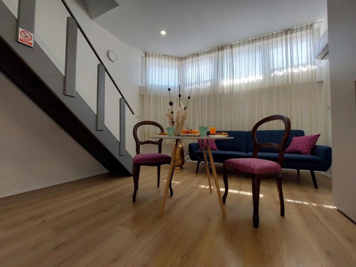 Apartmani Roza 普拉 外观 照片
